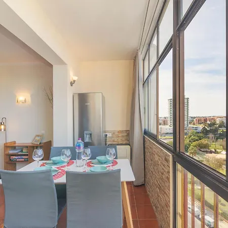 Torre Da Rocha - Silhueta Citadina פורטימאו